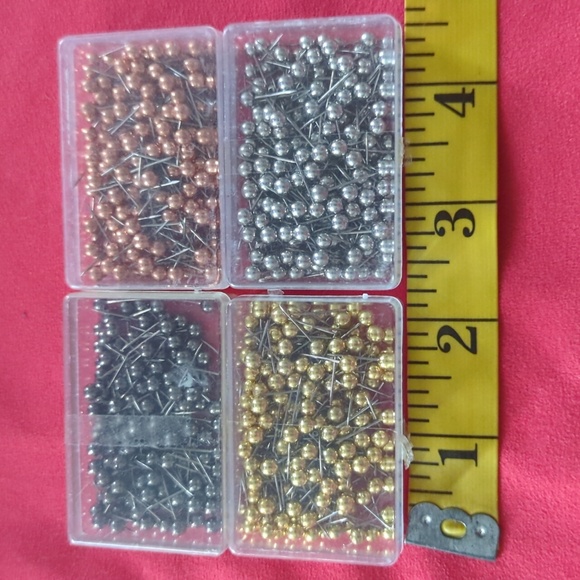 Metallic 1/8" Push Pins - Picture 10 of 10